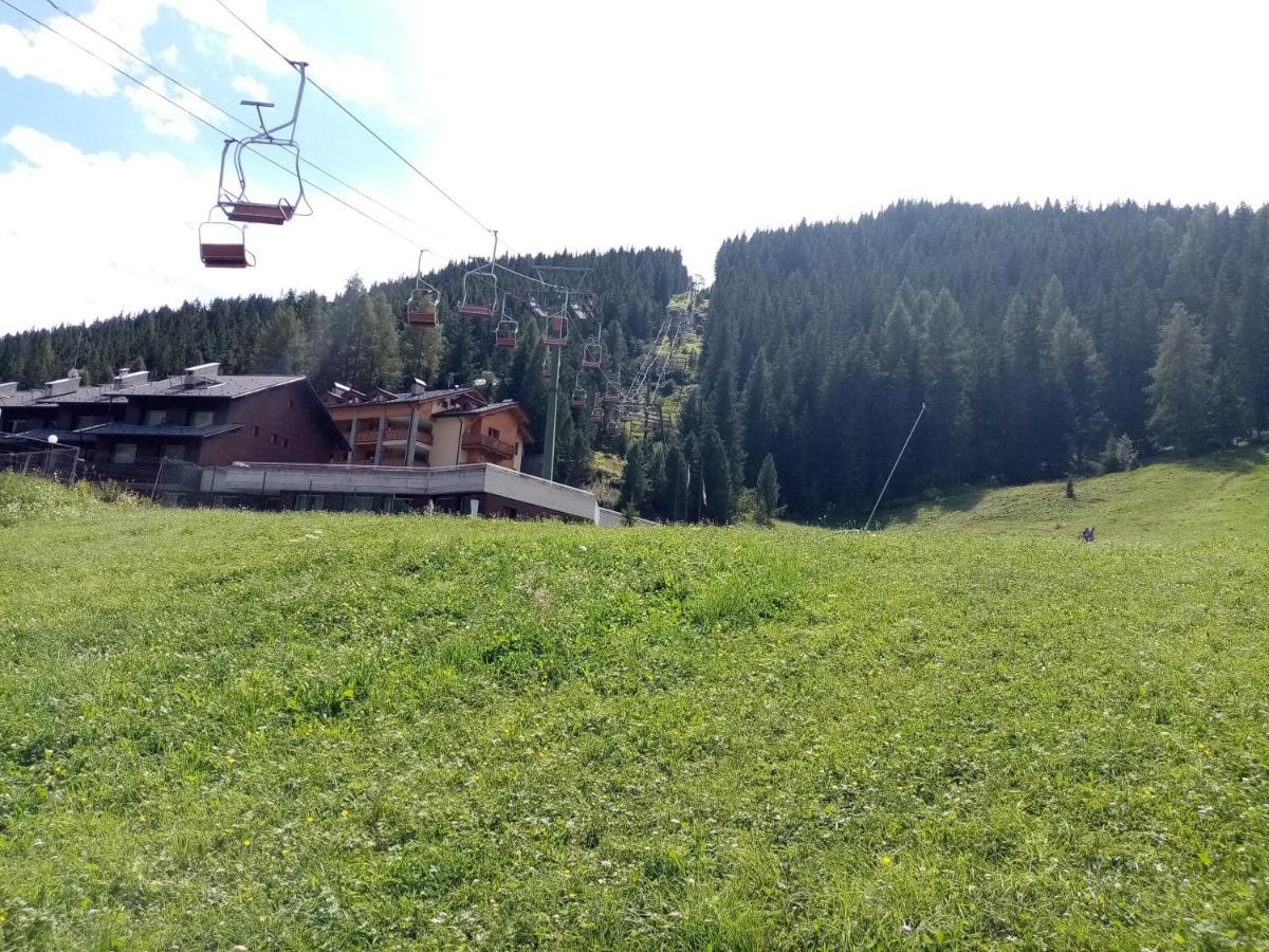 Comodo Alloggio Con Accesso Diretto Alle Piste Санта-Катерина-ди-Вальфурва Экстерьер фото